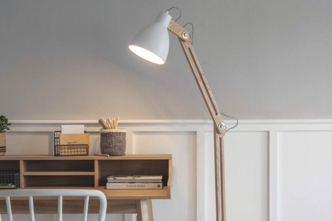 floor lamp